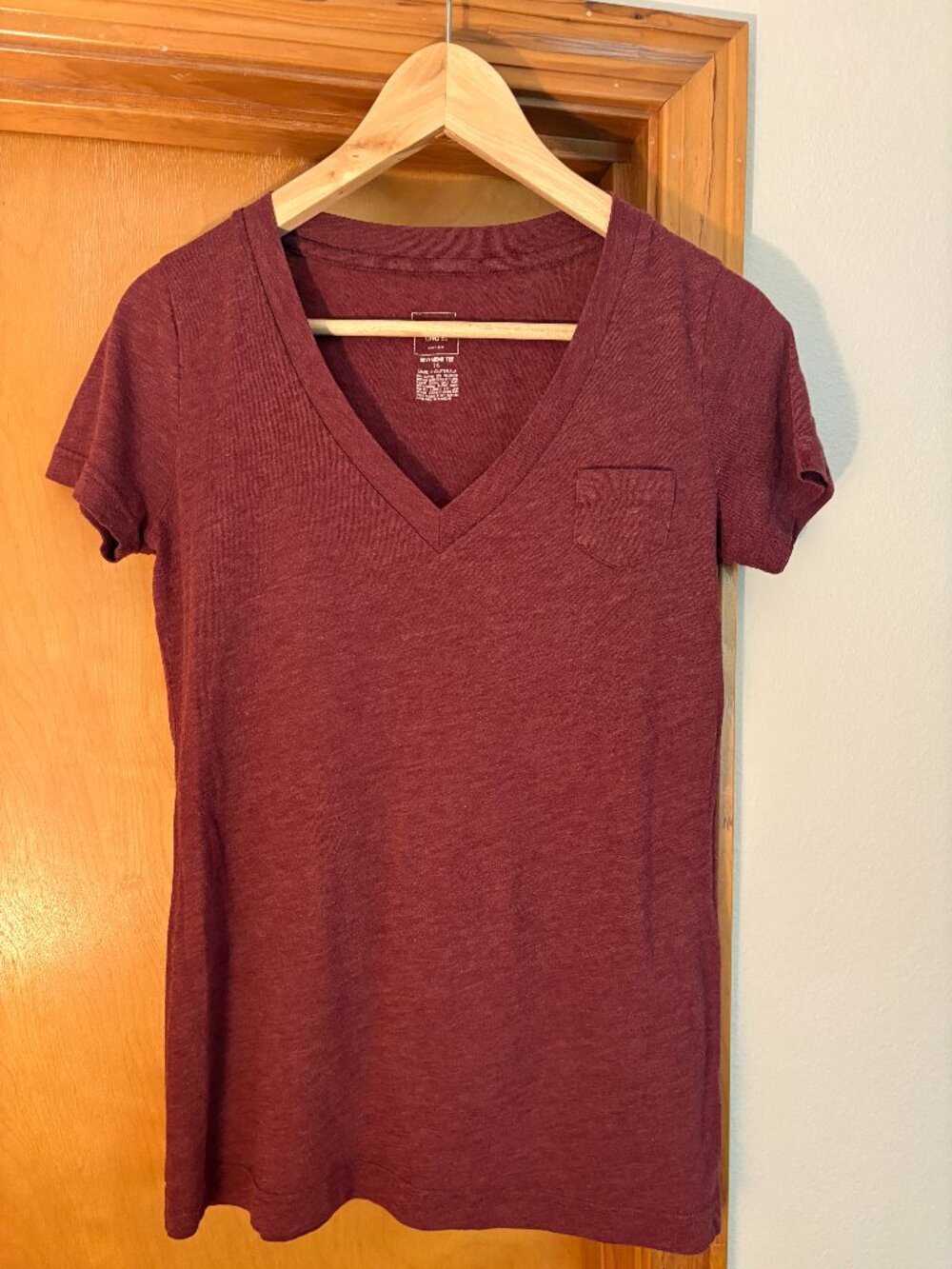 90s womens Mossimo Boyfriend V-Neck tea burgundy